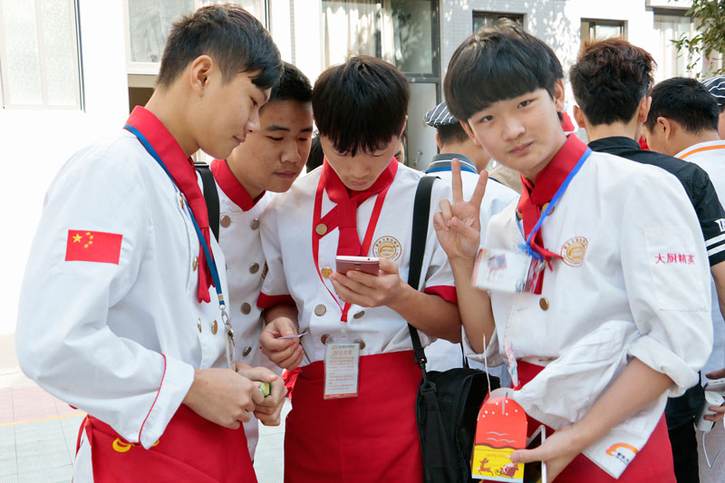 ʥ���񻶼� �����Ͳ�ͣ