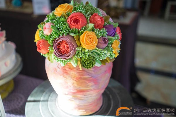 �����¶������ѧУ