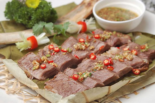 �������