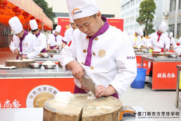 �����¶������ѧУ