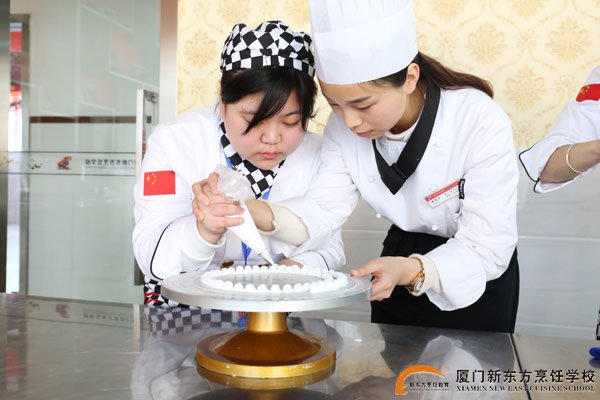 �����¶������ѧУ