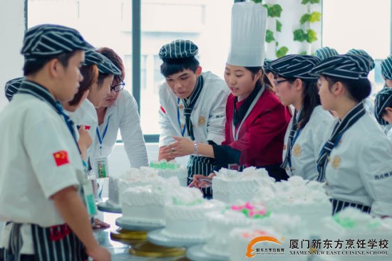 �����¶������ѧУ