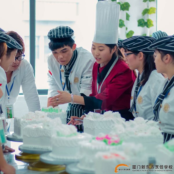 �����¶������ѧУ