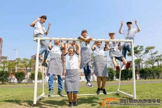 �����¶������ѧУ