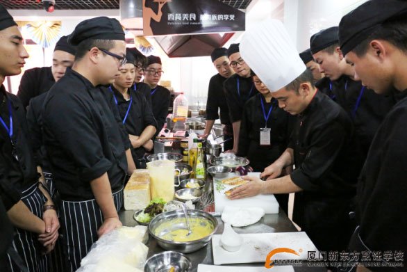 �����¶������ѧУ