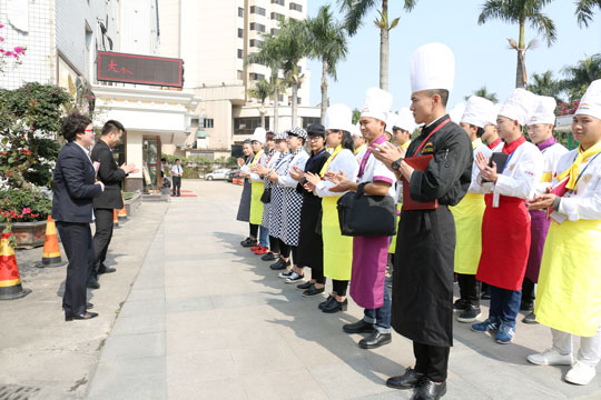 �Һ͡����ݱ��ݡ��и�Լ��