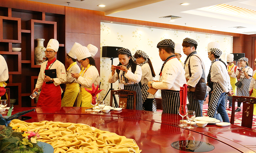 �Һ͡����ݱ��ݡ��и�Լ��