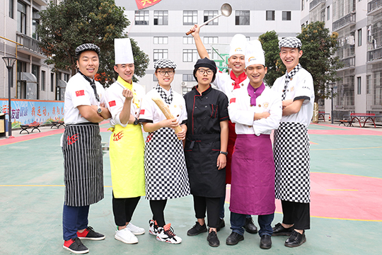 ��೤������ͷ��