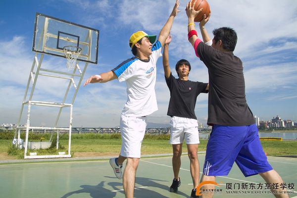 �����¶������ѧУ