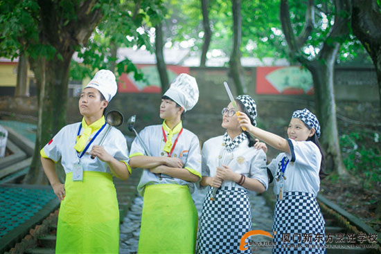 �����¶������ѧУ