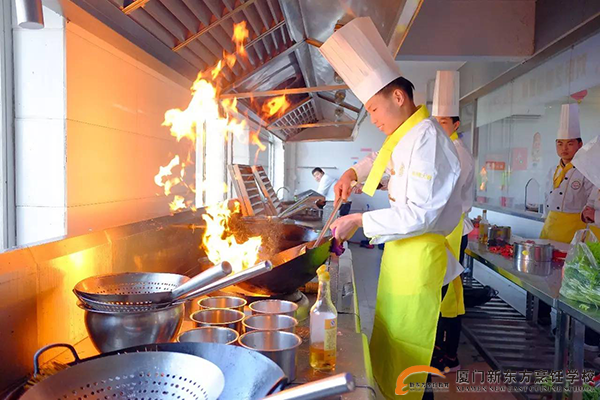 �����¶������ѧУ