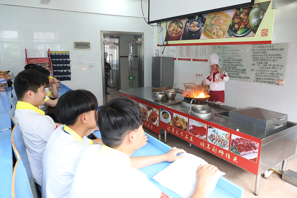 ȫԱ���� ��ȫ����-�����¶�����������