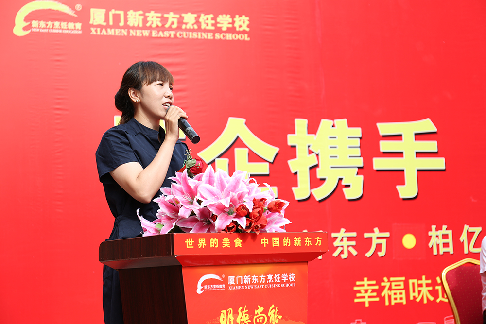 ��һ��У����࿪�����¡�ؾ��У�