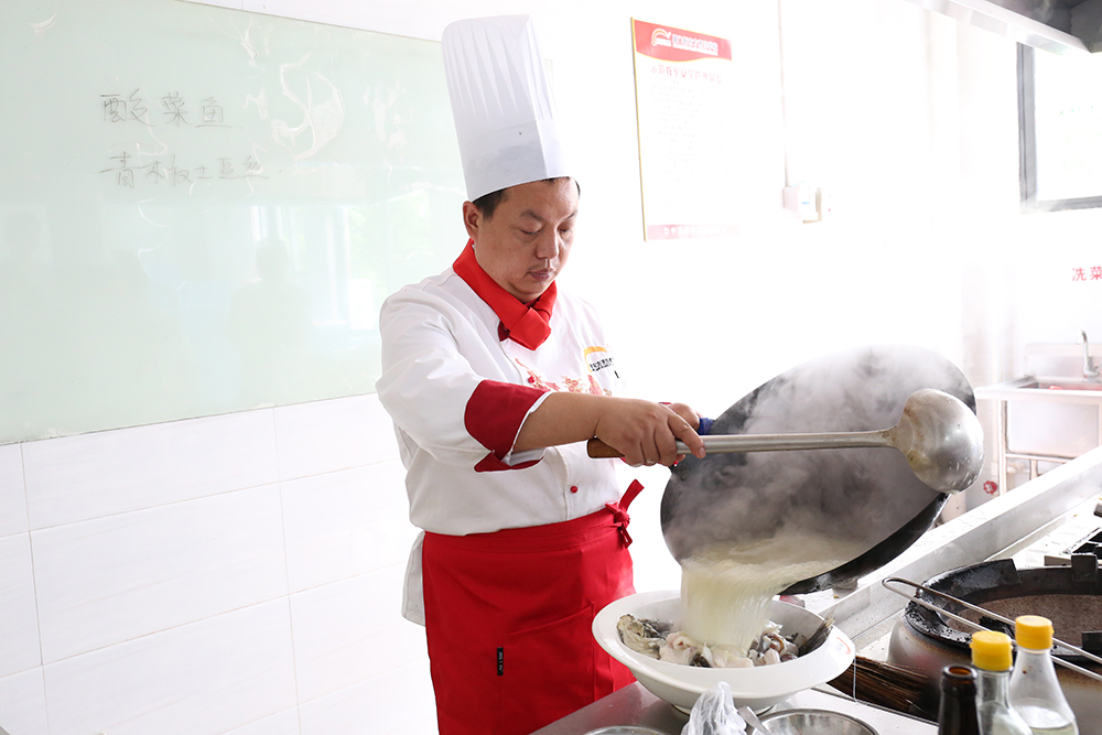 ��ζ��ĩ ����������������Բ����Ļ��