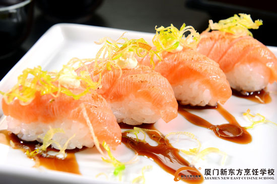 �����¶������ѧУ