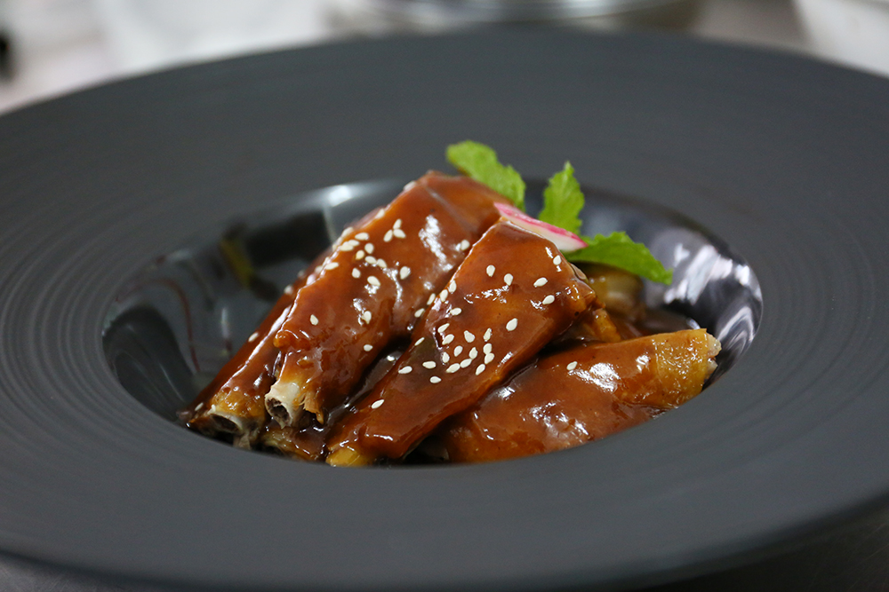 õ���׾ƴ���Ѽ