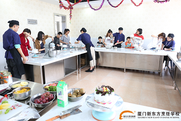 �����¶������ѧУ