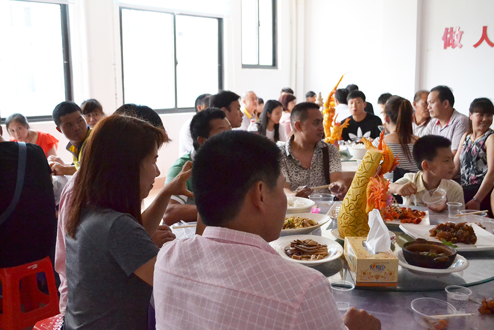 �����Ӣ����ҳ������