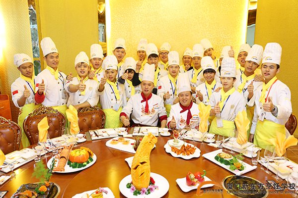 �����¶������ѧУ