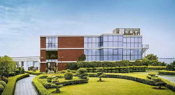 �����¶������ѧУ