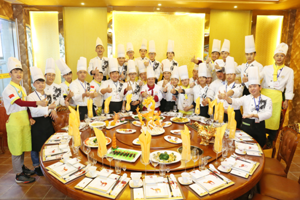 �����¶������ѧУ