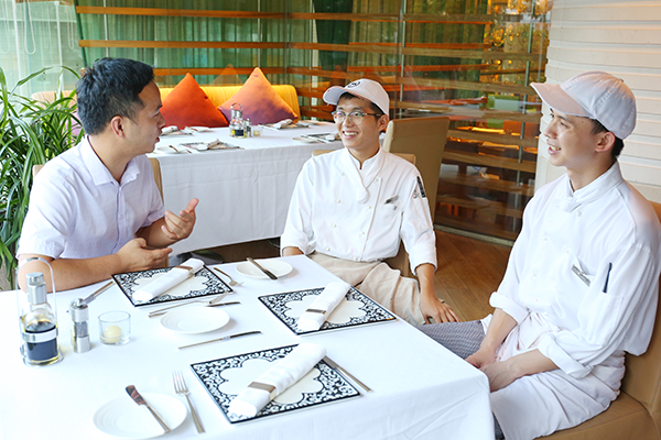 �����¶������ѧУ