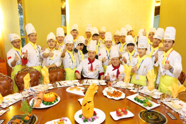 �����¶������ѧУ