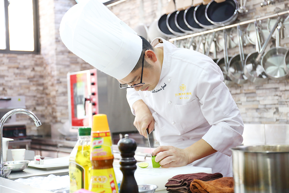 �Ǽ��Ƶ�����������