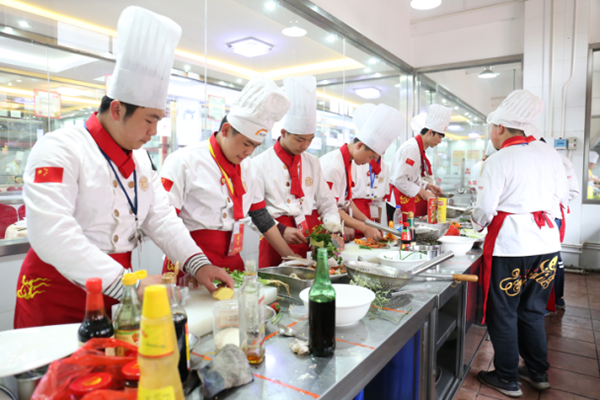 �����¶������ѧУ