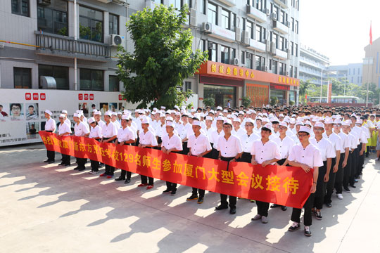 ���Ŵ��ͻ���Ӵ� ���ͻ�