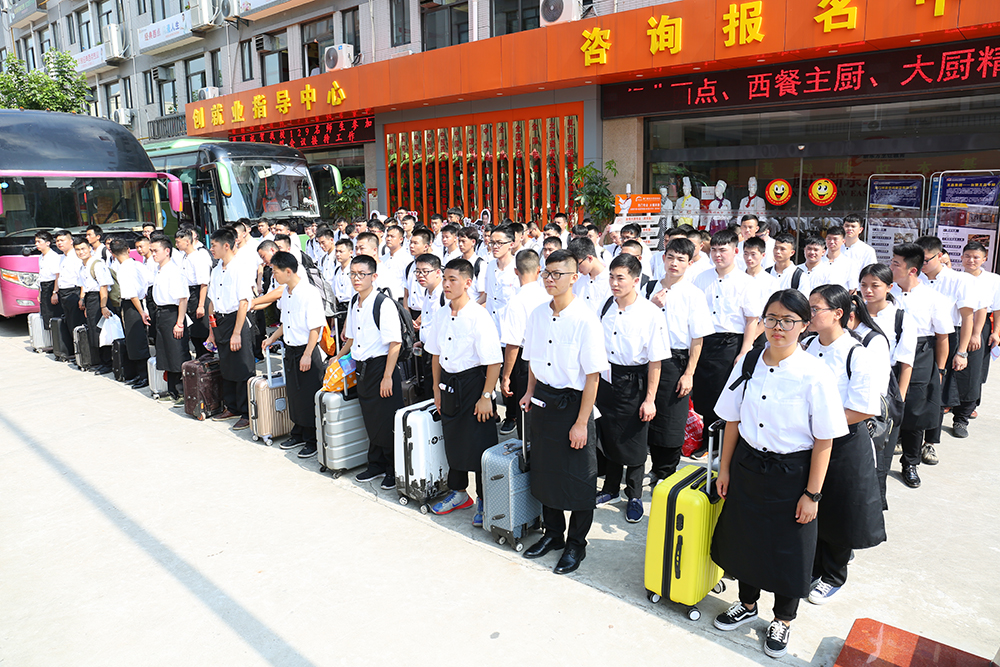 ���Ŵ��ͻ���Ӵ� ���ͻ�