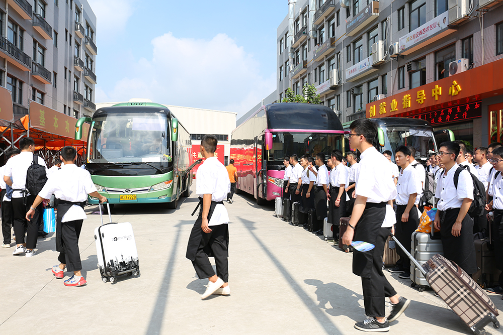 ���Ŵ��ͻ���Ӵ� ���ͻ�