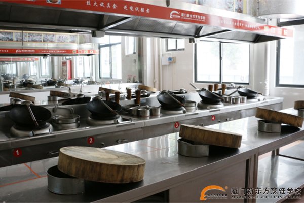 �����¶������ѧУ