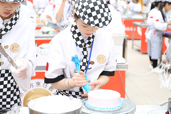 �����¶������ѧУ