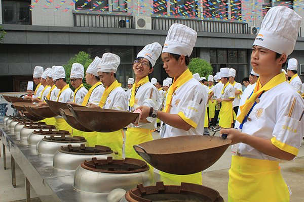 �����¶������ѧУ