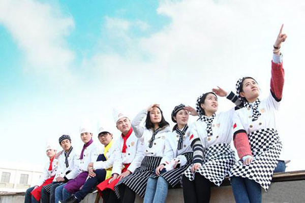 �����¶������ѧУ