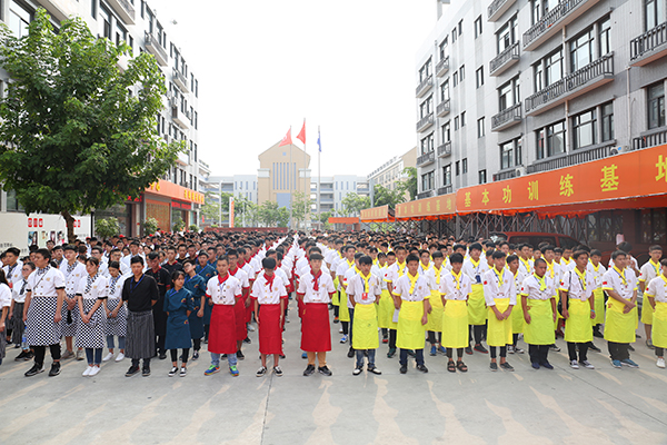 �����¶������ѧУ