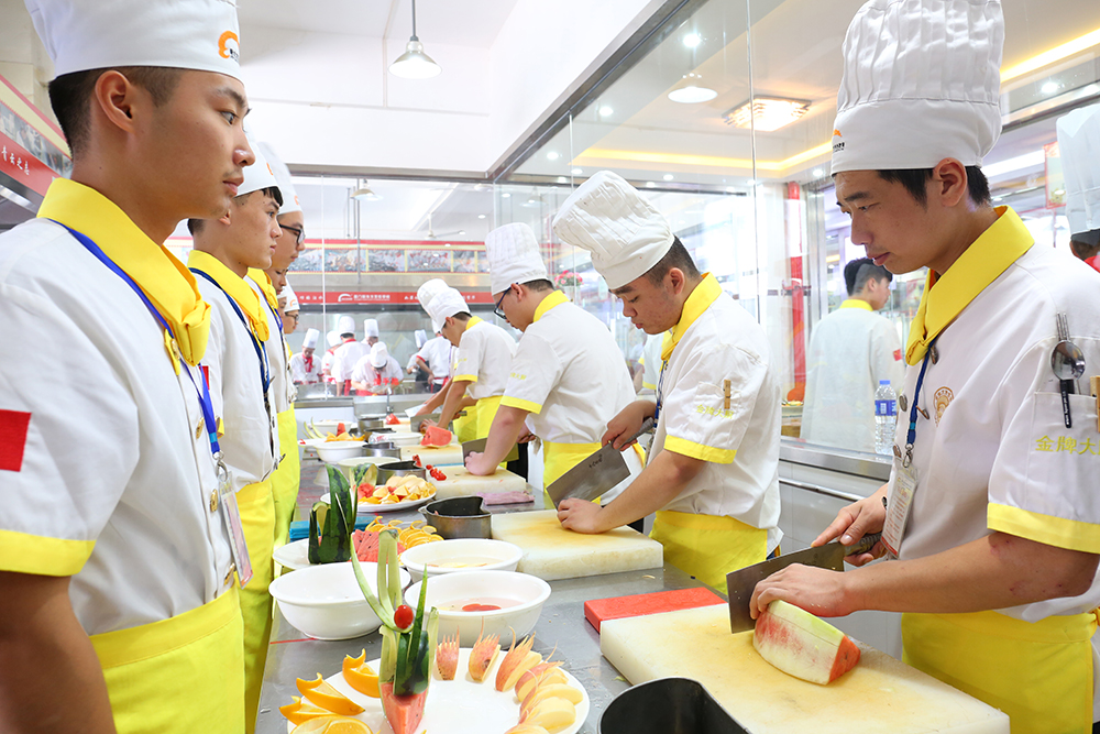 ѧ������ʱ��ʵ���ɳ�ʦ�����ǣ�