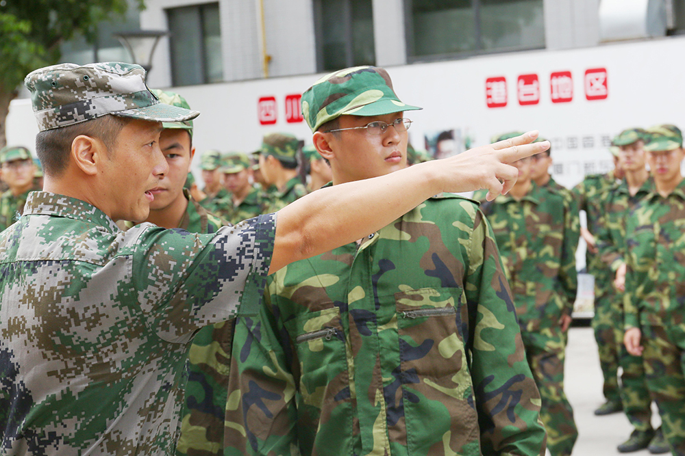 ��ѵ�ռǣ�������ס�˿��ഺ��ģ��