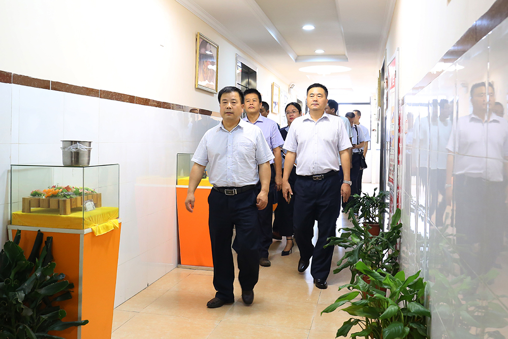  ����������Э����������У�ι�ָ��