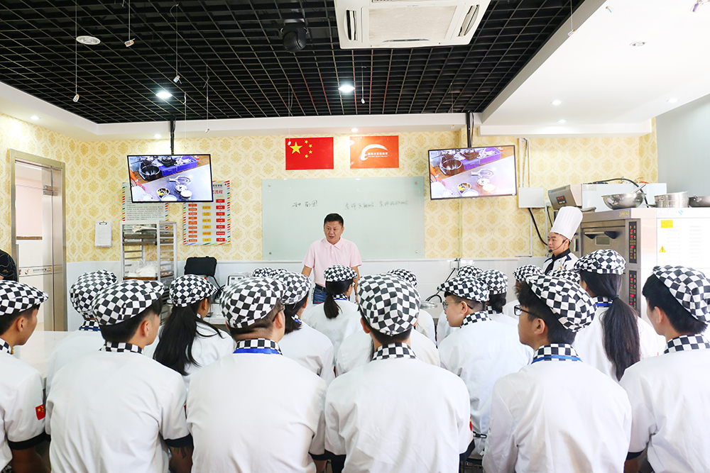 �������쵼����ָ�������ѧ��