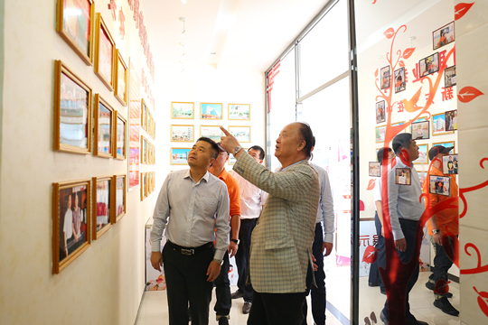 ��ҫ�ƴ�ʦ����У�ι�ָ��