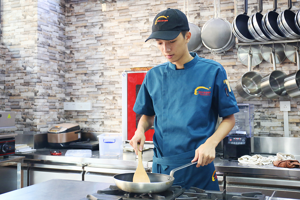 ѡ��ѧ��ʦ���������²��Ṽ�����ǵ�Ŭ��