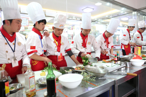 ���紴ҵ�� һ��ȥѧ��ʦԼ��