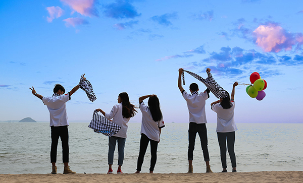 ��ˮ�껪 ��������