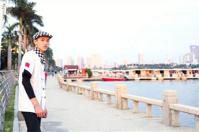 �����¶������ѧУ