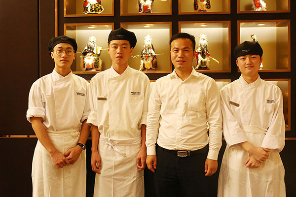 �����¶������ѧУ