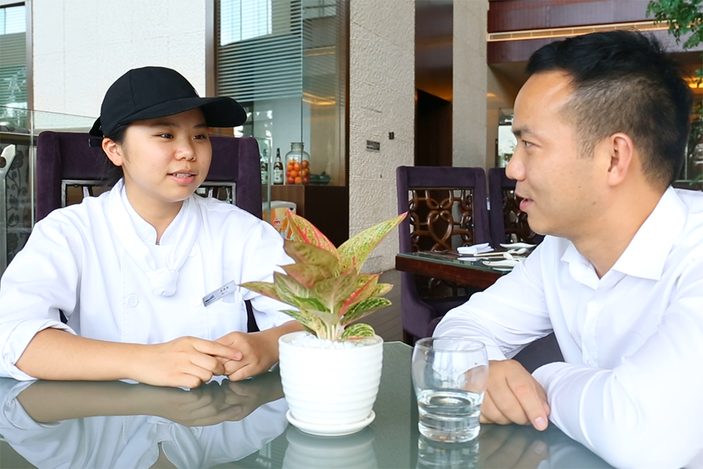 ���Ż᳤����Ƶ��ҵѧ�ӻط�