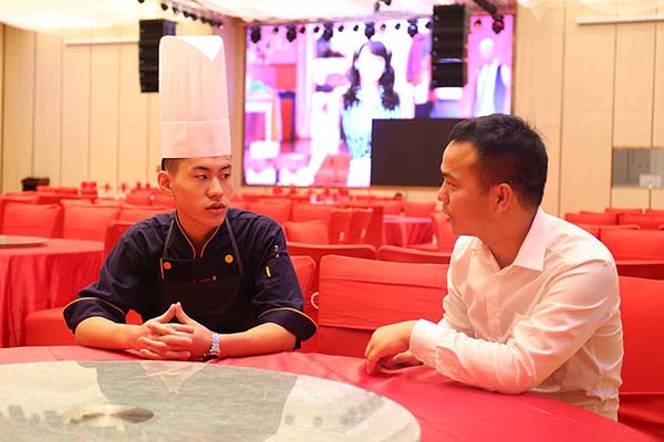 �����¶������ѧУ