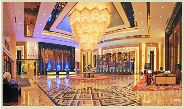 �����¶������ѧУ